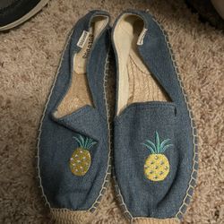 Converse And Soludos