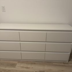 Dresser - MUST GO ASAP