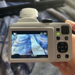 Camera, and Stan