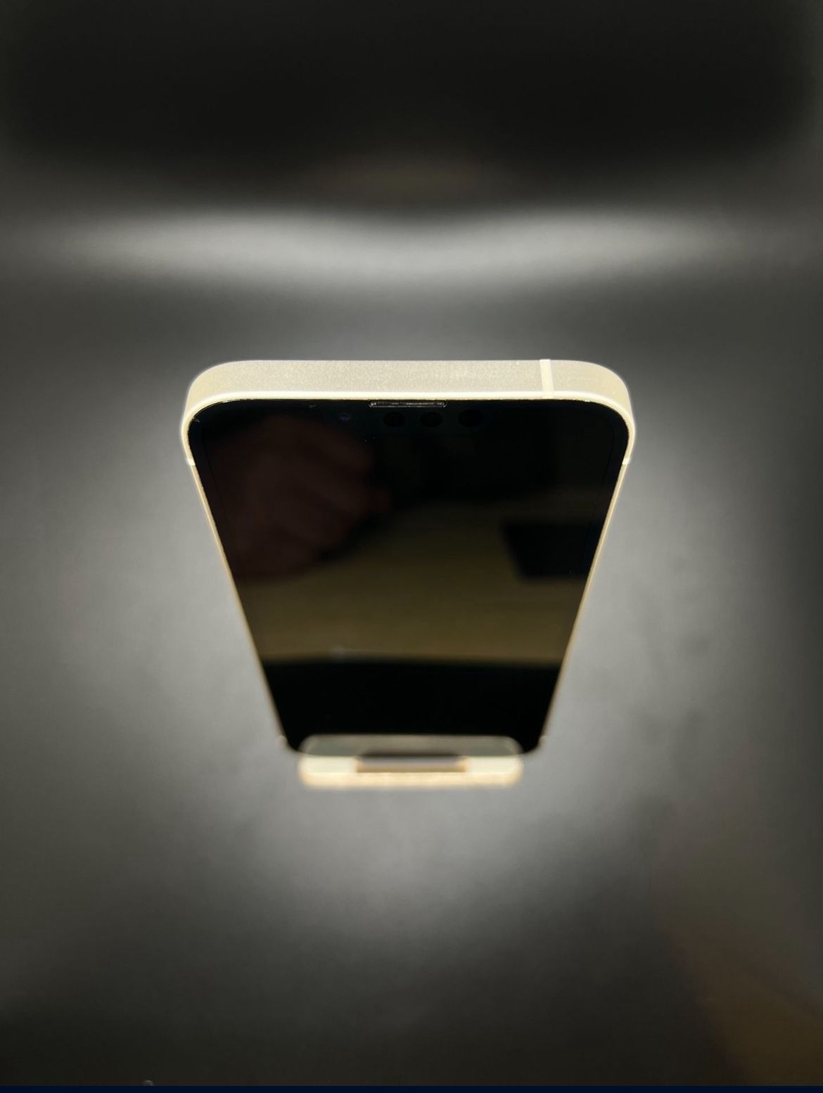MacBook Retina 12-inch (2017) 256GB and iphone 13 starlight