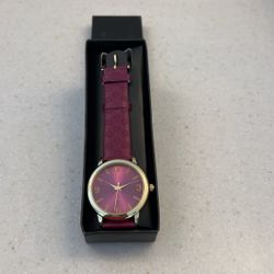 Beautiful color  Brand New Watch 