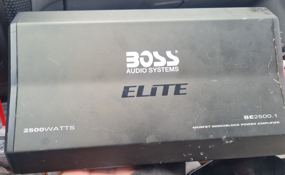 Boss Amplifier (2500 Watt)