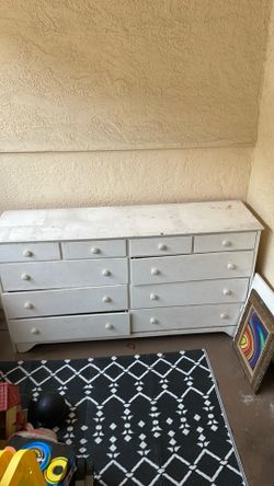 Free Dresser