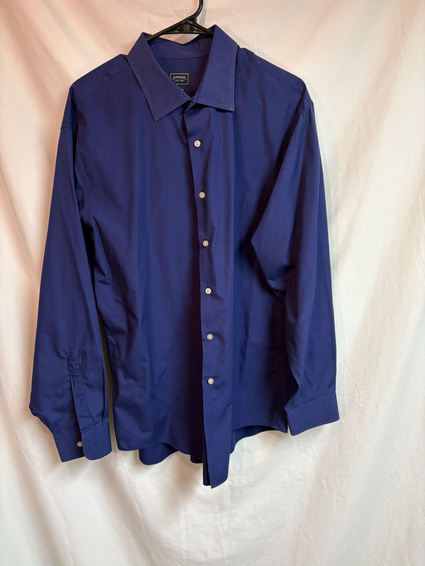 Men’s Arrow Button Up Shirt