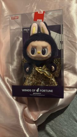 Wings labubu