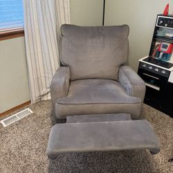 Reclining Nursery Chair