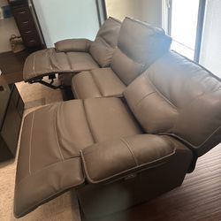 Reclining Couch 