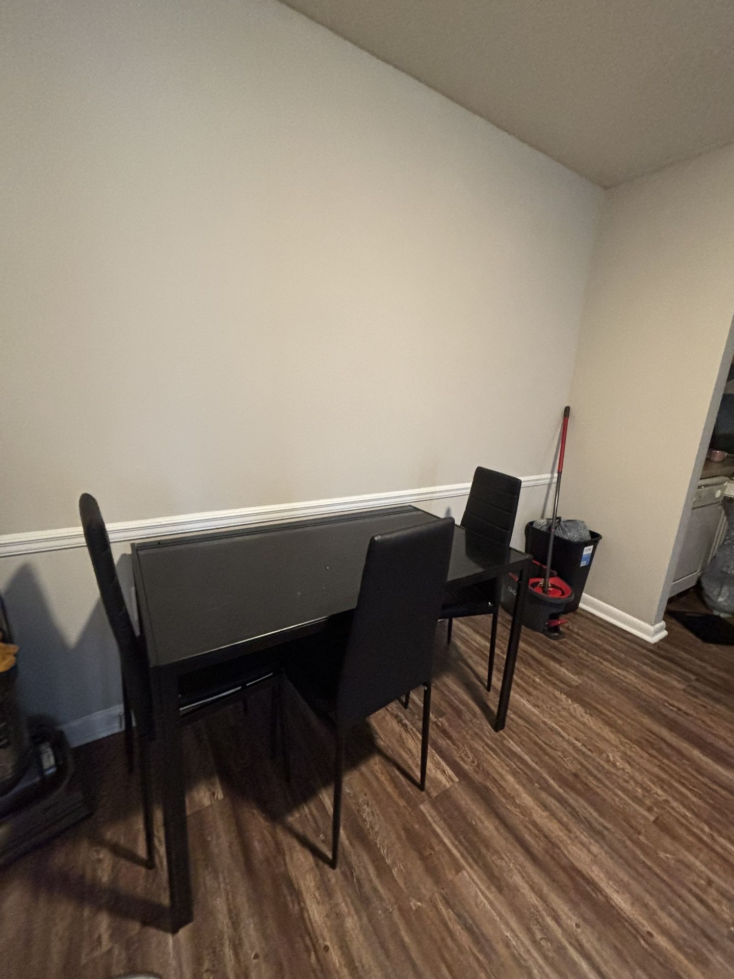 black table (4 seater)