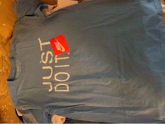 Nikes men T-shirts