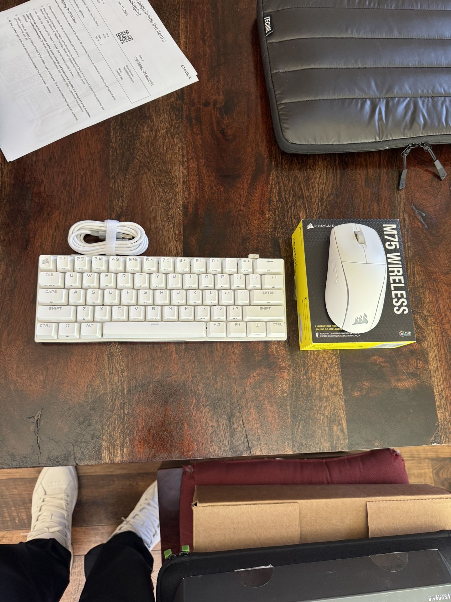 Corsair K70 Pro Mini Wireless And M75 Wireless Mouse. 9.5/10