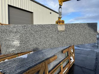 Granite And Quartz Countertops 
