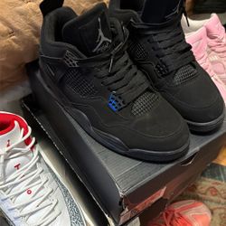 Jordan 4 Black Cats Size 10