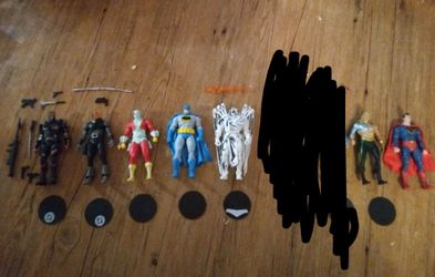 Dc multiverse mcfarlane figures PLEASE READ DESCRIPTION