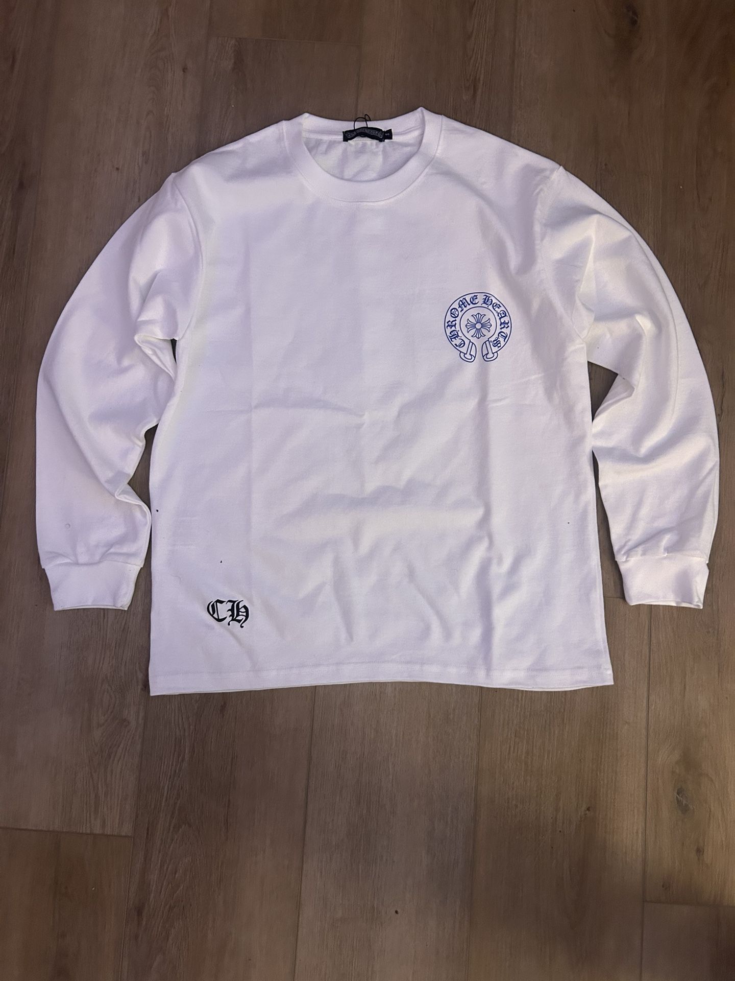 size S Chrome hearts white longsleeve (SEND OFFERS)