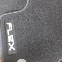 2009-19 Ford Flex OEM Carpet Floor Mats Brand New 