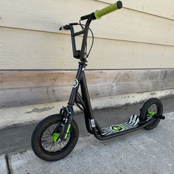 Mongoose scooter