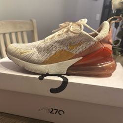 Nike Air Max 270 Women’s 
