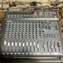 Yamaha Powered Mixer Model EMX 2000