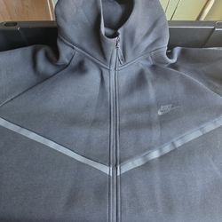 Nike tech hoodie