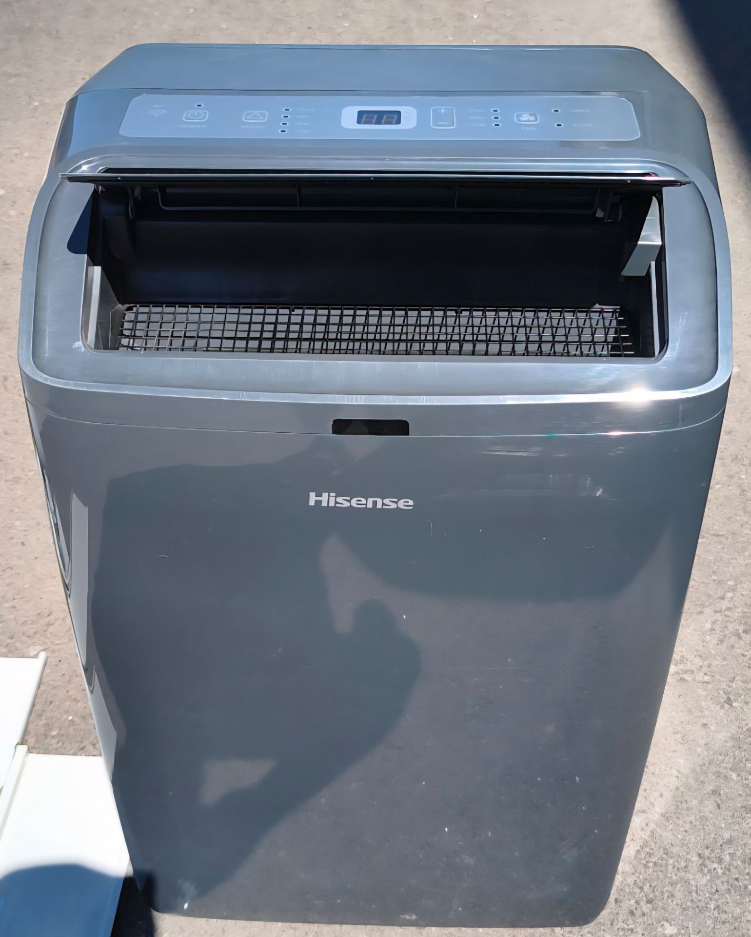 * Portable air conditioner * Works Great!!