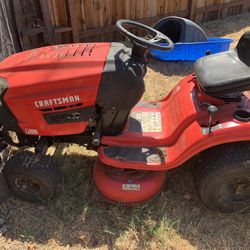 2024 Craftsman T100 36inch Deck Riding Lawn Mower 