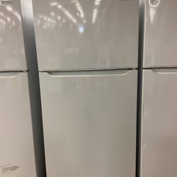Frigidaire Top Freezer Refrigerator 