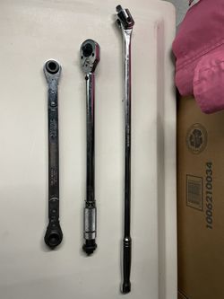 TORQUE WRENCHES -ASSORTED