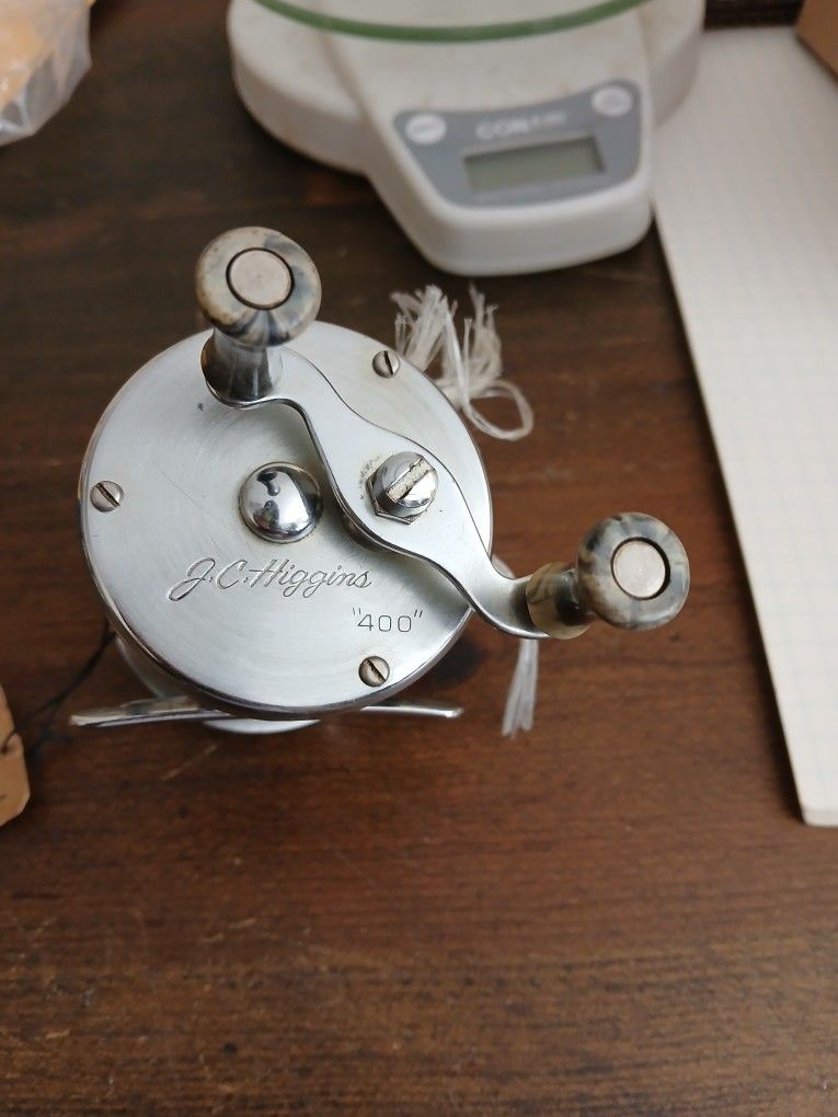 Nice Vintage J.C. Higgins " 400 " BaitCasting Reel Made in U.S.A.