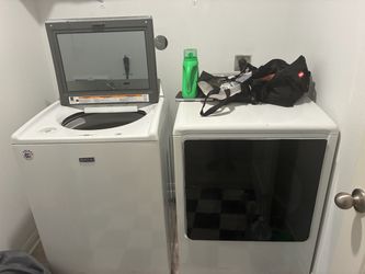 Washer and dryer combo