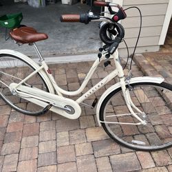 Electra Cruiser Bike 