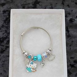 hello Kitty charm bracelet