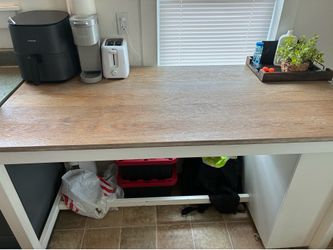 Kitchen island