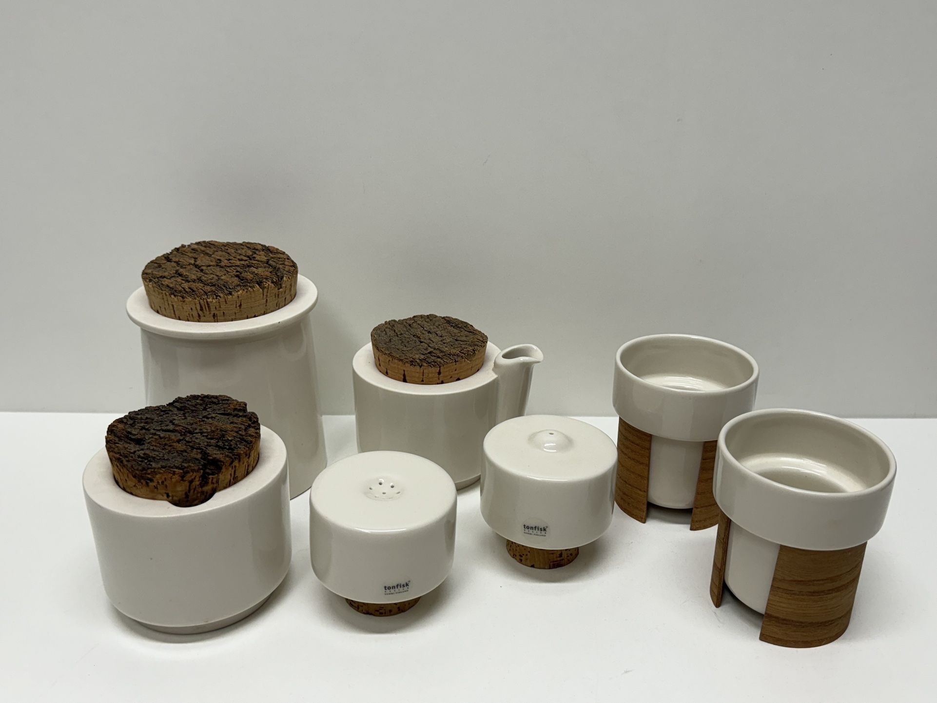 Lot Of 7 TONFISK DESIGN Warm Tea Set And Salt/Pepper Shakers Suomi Finland.