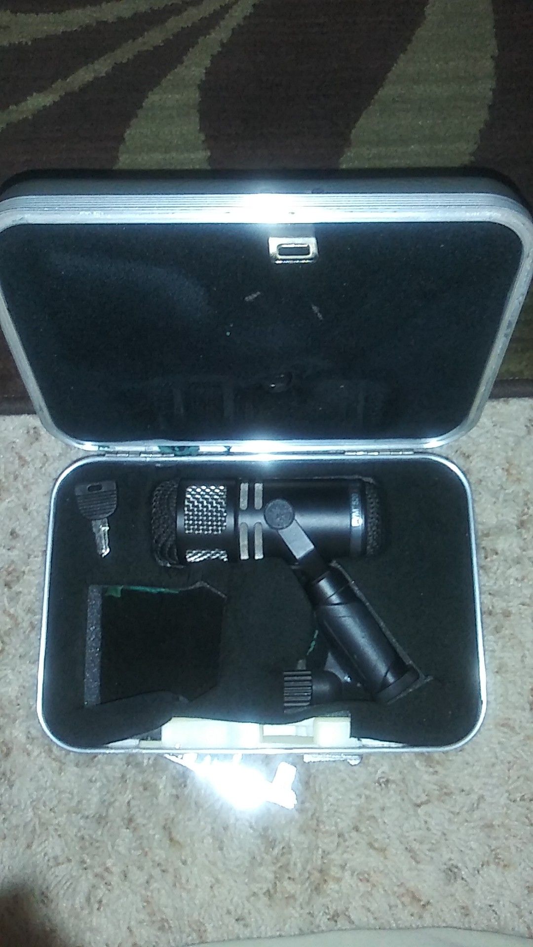 Peavey PVM 520 Bass Kick Drum Microphone...