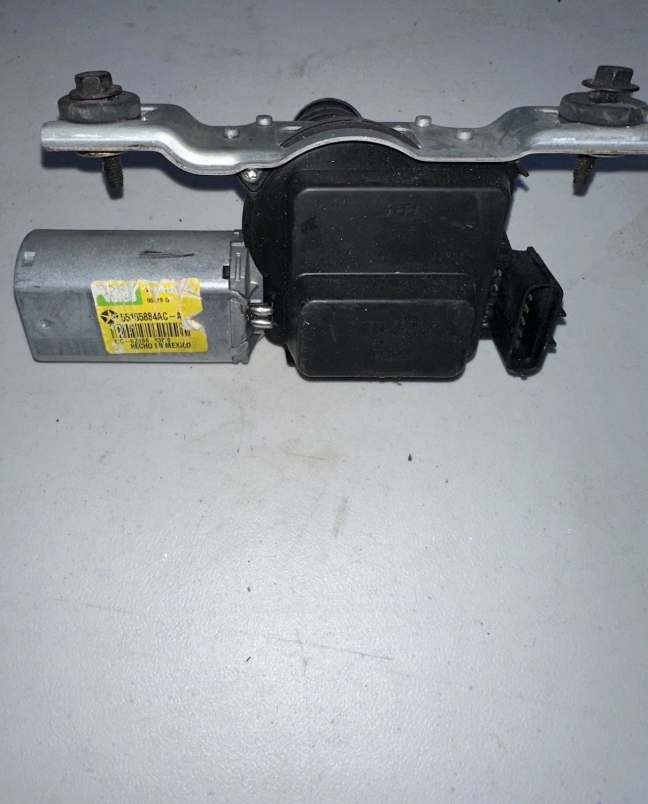 02-07 Jeep Liberty Rear Window Wiper Motor Assembly