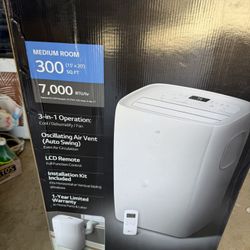 LG 7000 BTU  Portable AIR Conditioner