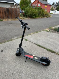 NIU KQi 200 Electric Scooter