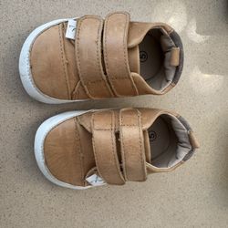 Baby/toddler Leather Shoes, Size 5
