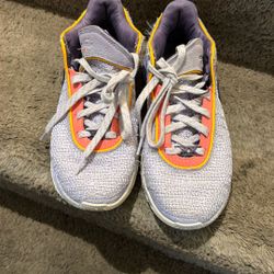 Nike LeBron Size 7 