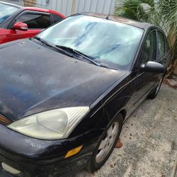 2002 Ford Escort