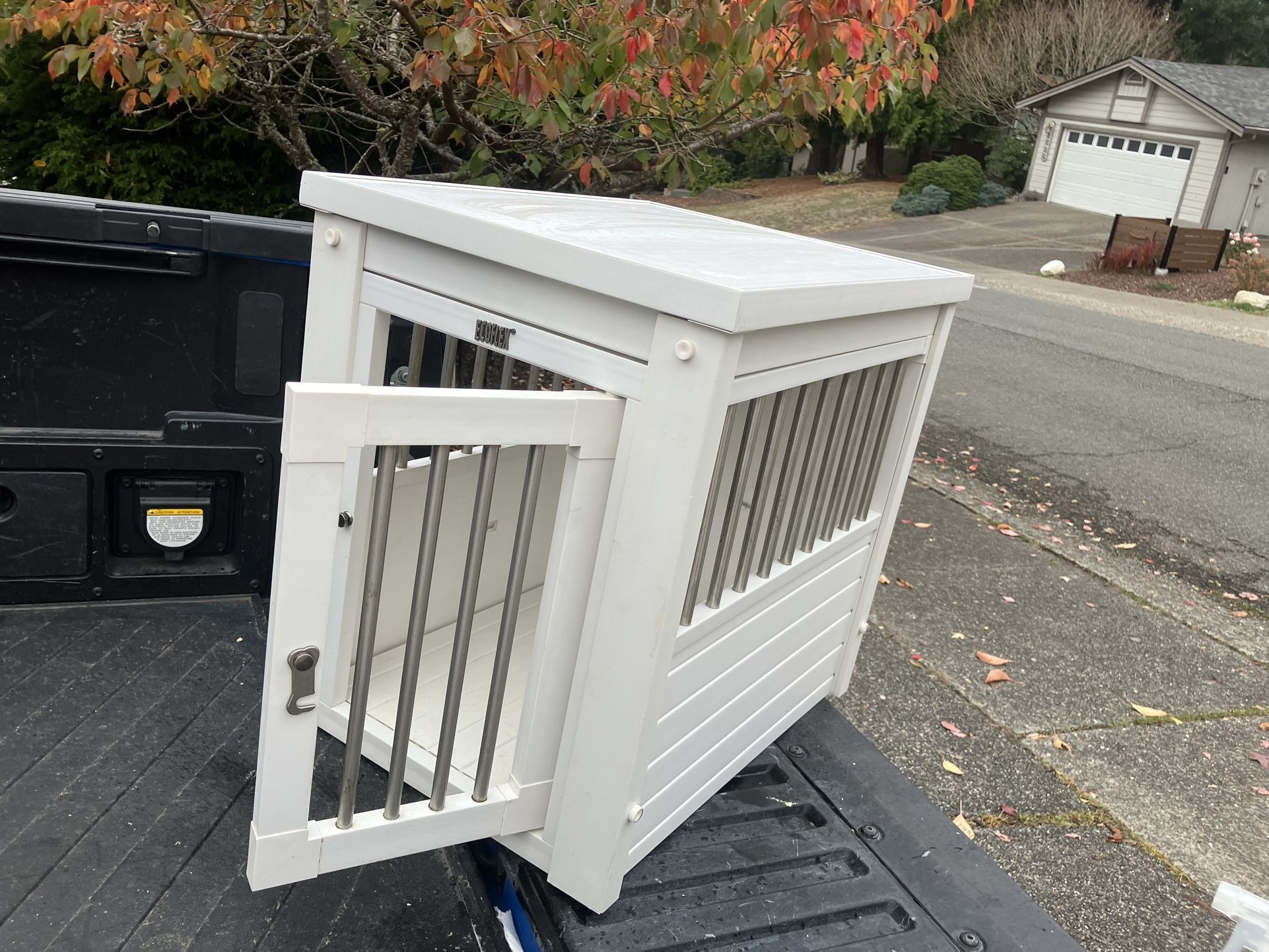 Small Dog Kennel Crate Ecoflex like New 23” L by 18” W 22”H