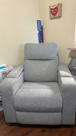 Ashley Furniture Landdin Next-Gen Nuvella Triple Power Glider Recliner with Audio System
