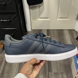 Grand court 2.0 Aurink men’s size 11