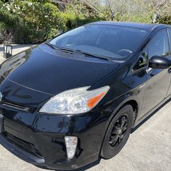 2013 TOYOTA PRIUS 2 4DOOR