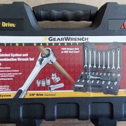 Socket Tools 3/8 Drive ACE GearWrench 30 Piece Pass-Thru Ratchet System Wrench Set Metric Sae