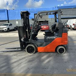 Forklift Toyota 