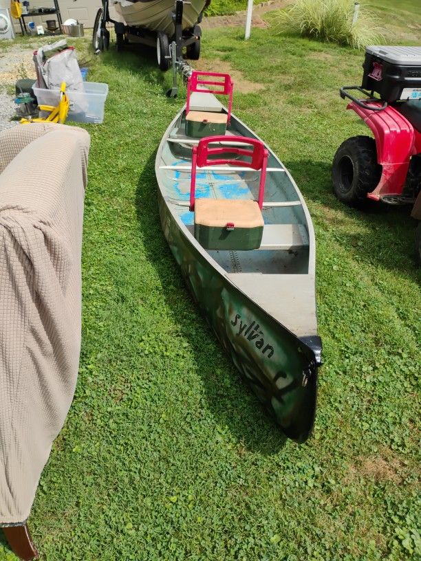 Canoe