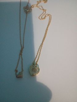 Two ladies cute heart necklaces