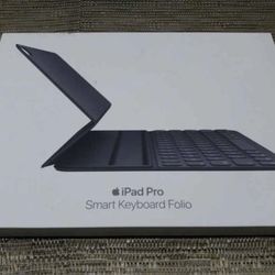 ORIGINAL APPLE SMART KEYBOARD FOLIO FOR iPad Pro 11-inch - MU8G2LL/A