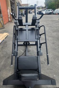 LEG PRESS / HACK SQUAT Machine